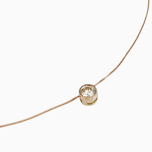 'Gem Amour' - Rose gold chain with movable brown diamond