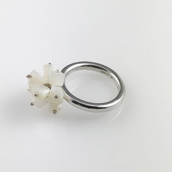 Silver ring with the cluster of square mother of pearls