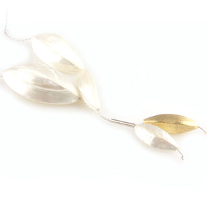 'Pearl Wonder' - silver necklace with mother of pearls and small golden bead