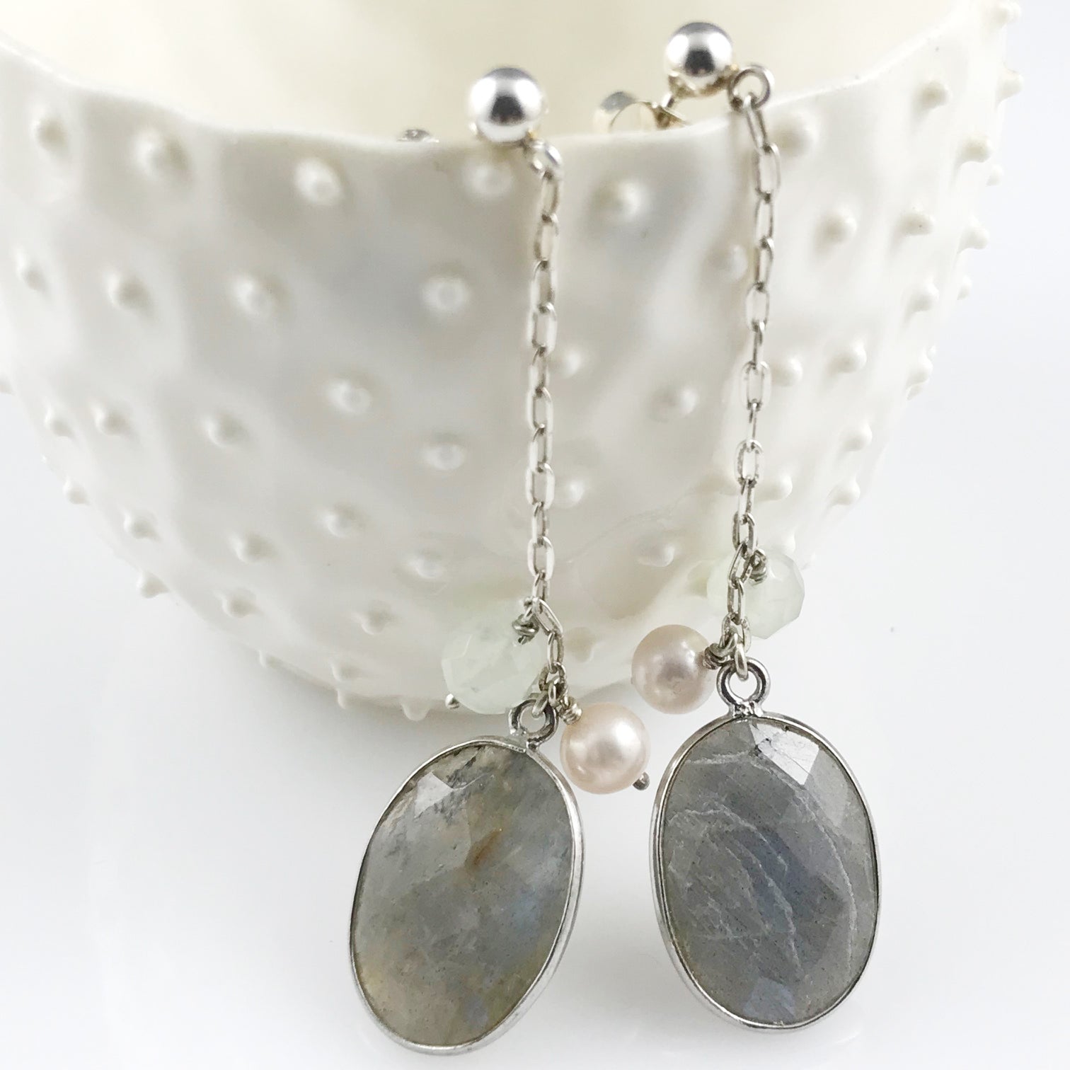 Silver earrings with labradorite, pearl and green quartz drop