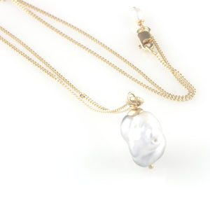 'Pearl Wonder' - Grey south sea pearl pendant with gold chain