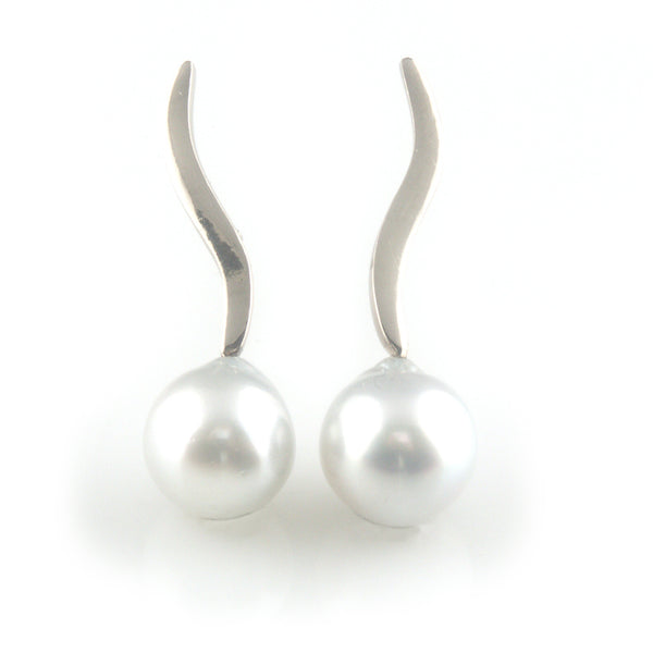 'Pearl Wonder' - white gold bar earrings with south sea pearls